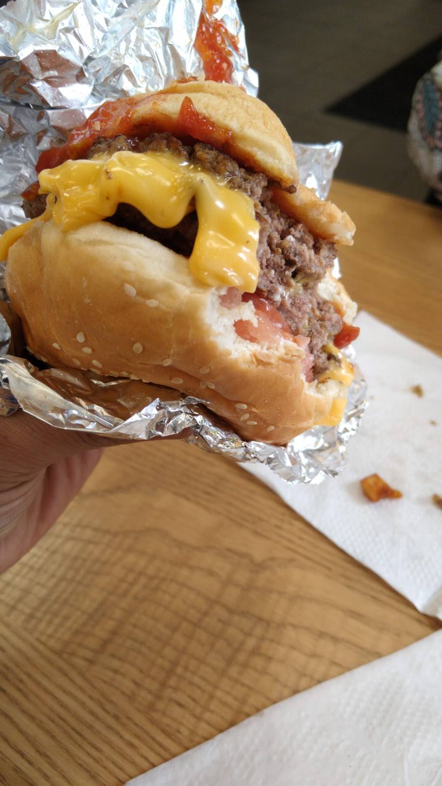 Five Guys | meal takeaway | 75 Amity Rd, New Haven, CT 06515, USA | 2032853016 OR +1 203-285-3016