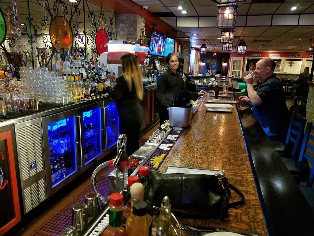 Crawdaddys on Greenfield | restaurant | 9427 W Greenfield Ave, West Allis, WI 53214, USA | 4147782228 OR +1 414-778-2228