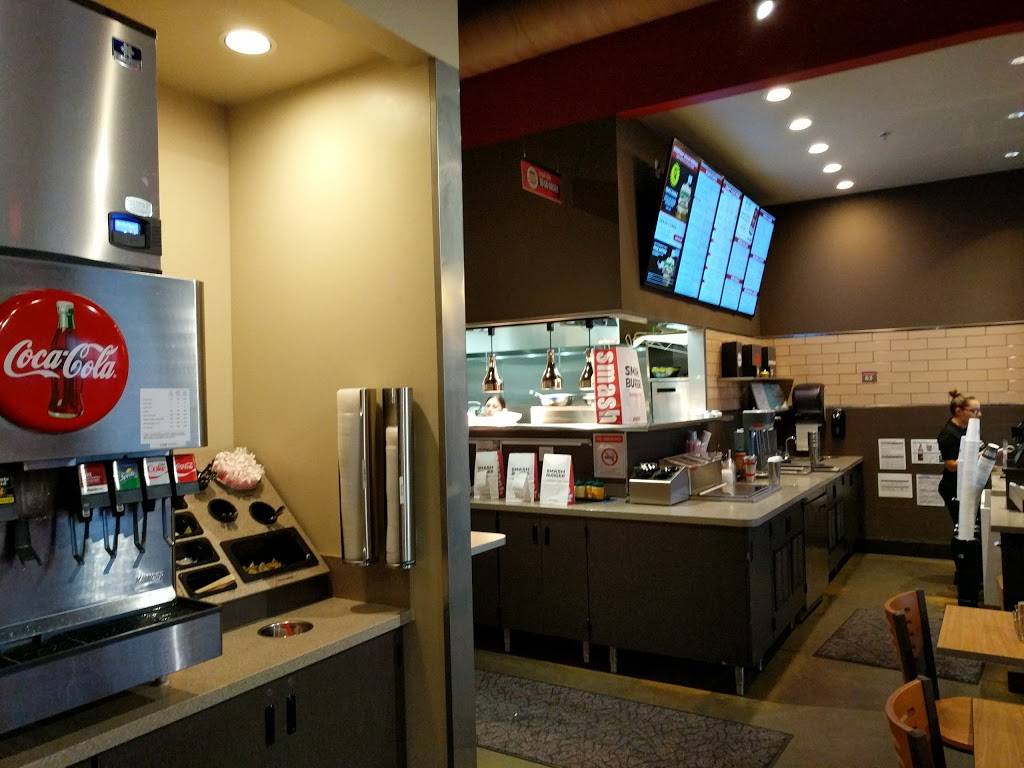 Smashburger | restaurant | 1094 N Colony St, Wallingford, CT 06492, USA | 2037418750 OR +1 203-741-8750