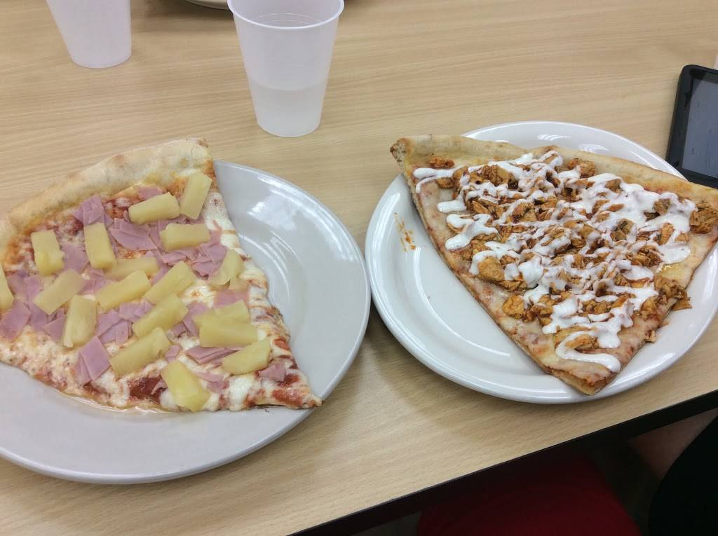 Giovannis Pizza | restaurant | 1027 N Mountain Rd, Harrisburg, PA 17112, USA | 7175408130 OR +1 717-540-8130