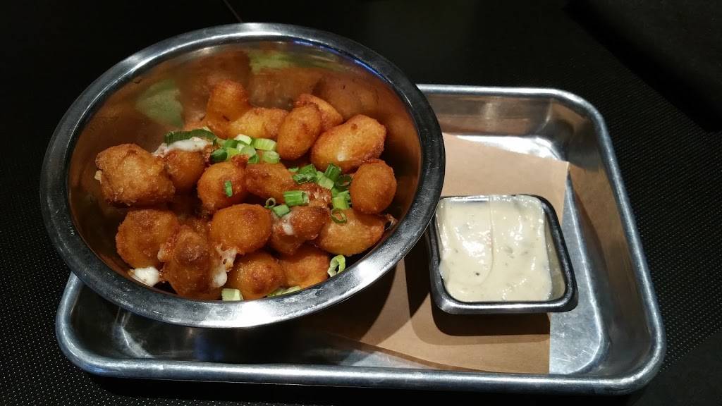 Charred Burger + Bar | restaurant | 1150 Sterling Ridge Dr #107, Omaha, NE 68144, USA | 4027798430 OR +1 402-779-8430