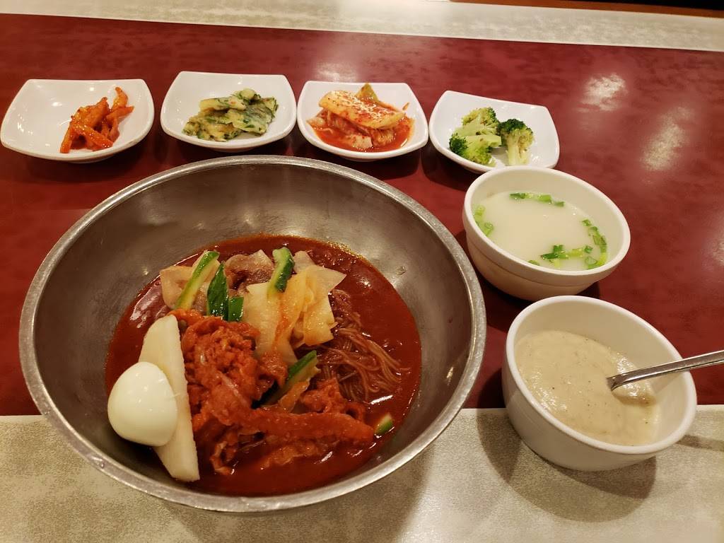 Myung Ga Won | restaurant | 1960 Day Dr NW #100, Duluth, GA 30096, USA | 7706221300 OR +1 770-622-1300