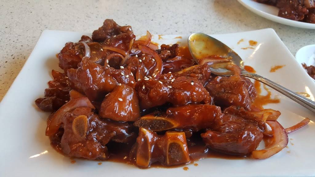 Mamas Dumpling House | restaurant | 608 E Valley Blvd ste a, San Gabriel, CA 91776, USA | 6265732888 OR +1 626-573-2888