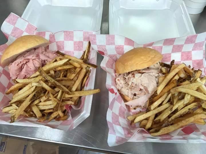 Pit n Pinchers | restaurant | 2 Forest Valley Dr, Forest Hill, MD 21050, USA | 4104599418 OR +1 410-459-9418