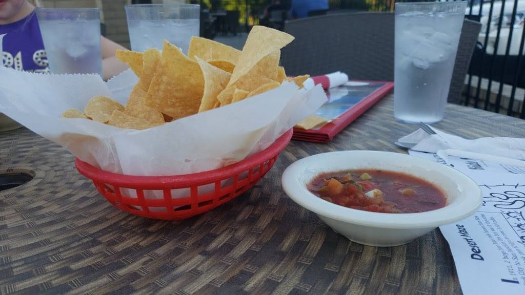 Mazatlan Mexican Restaurant | restaurant | 211 N 70th St, Lincoln, NE 68505, USA | 4024647201 OR +1 402-464-7201