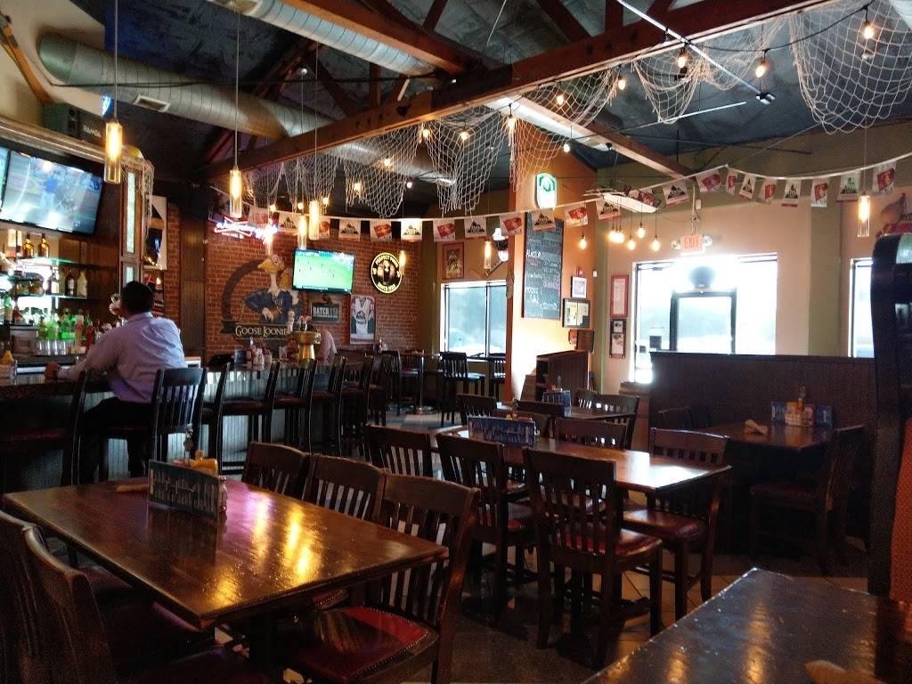 The Goose Burgers & Beer | restaurant | 816 18th St, Bakersfield, CA 93301, USA | 6616311242 OR +1 661-631-1242