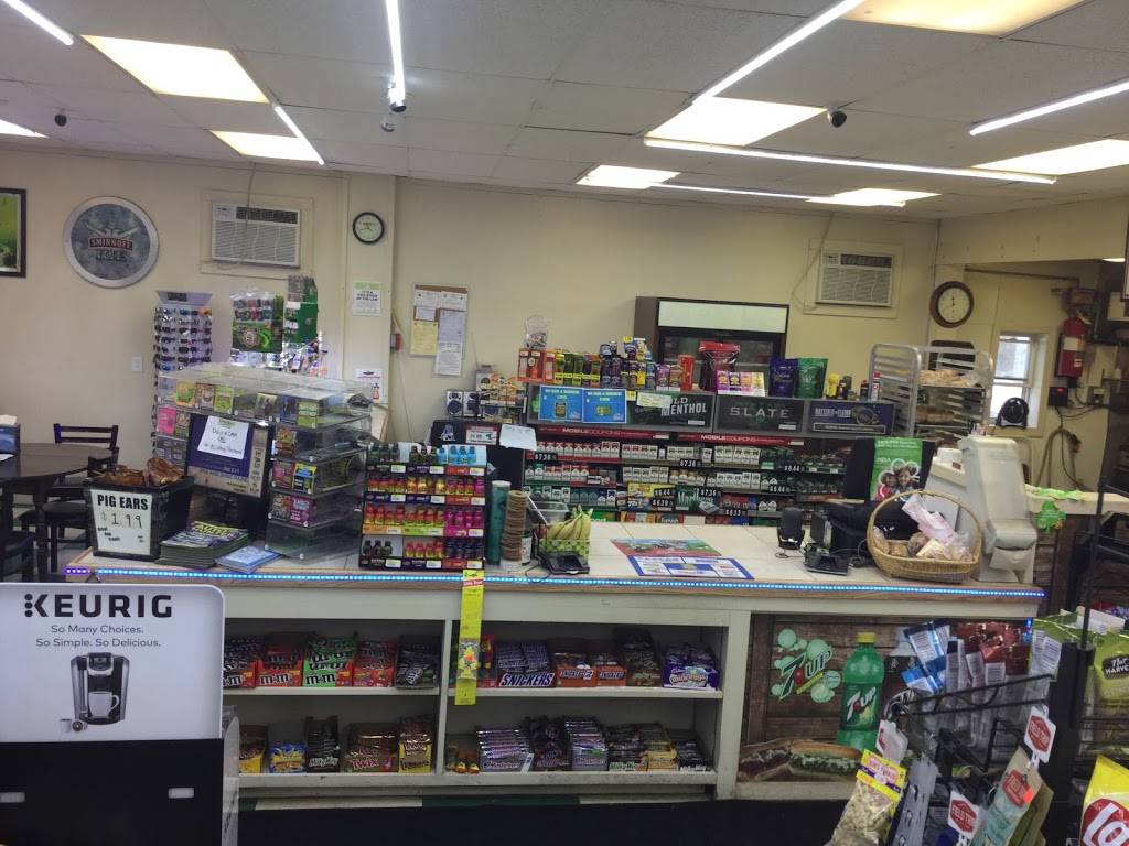 Chelsea Gas Station | meal takeaway | 734 River Rd, Chelsea, ME 04330, USA | 2075821070 OR +1 207-582-1070