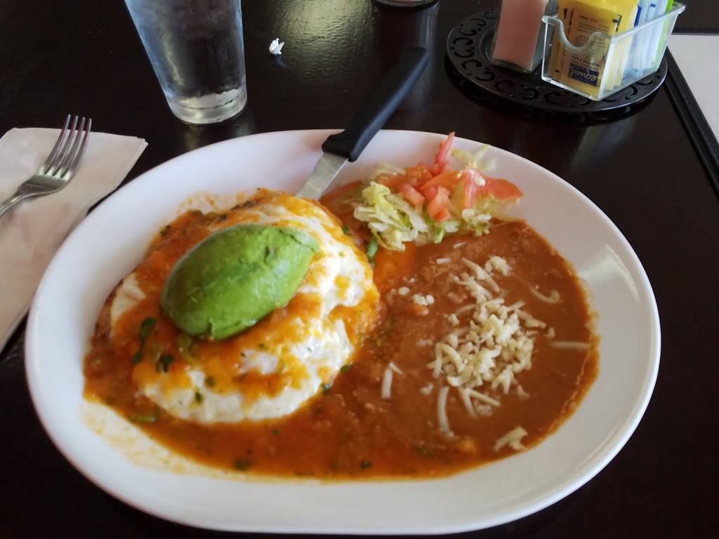 Antojitos Mexicanos | restaurant | 557 N Grand Ave B, Nogales, AZ 85621, USA | 5202872700 OR +1 520-287-2700