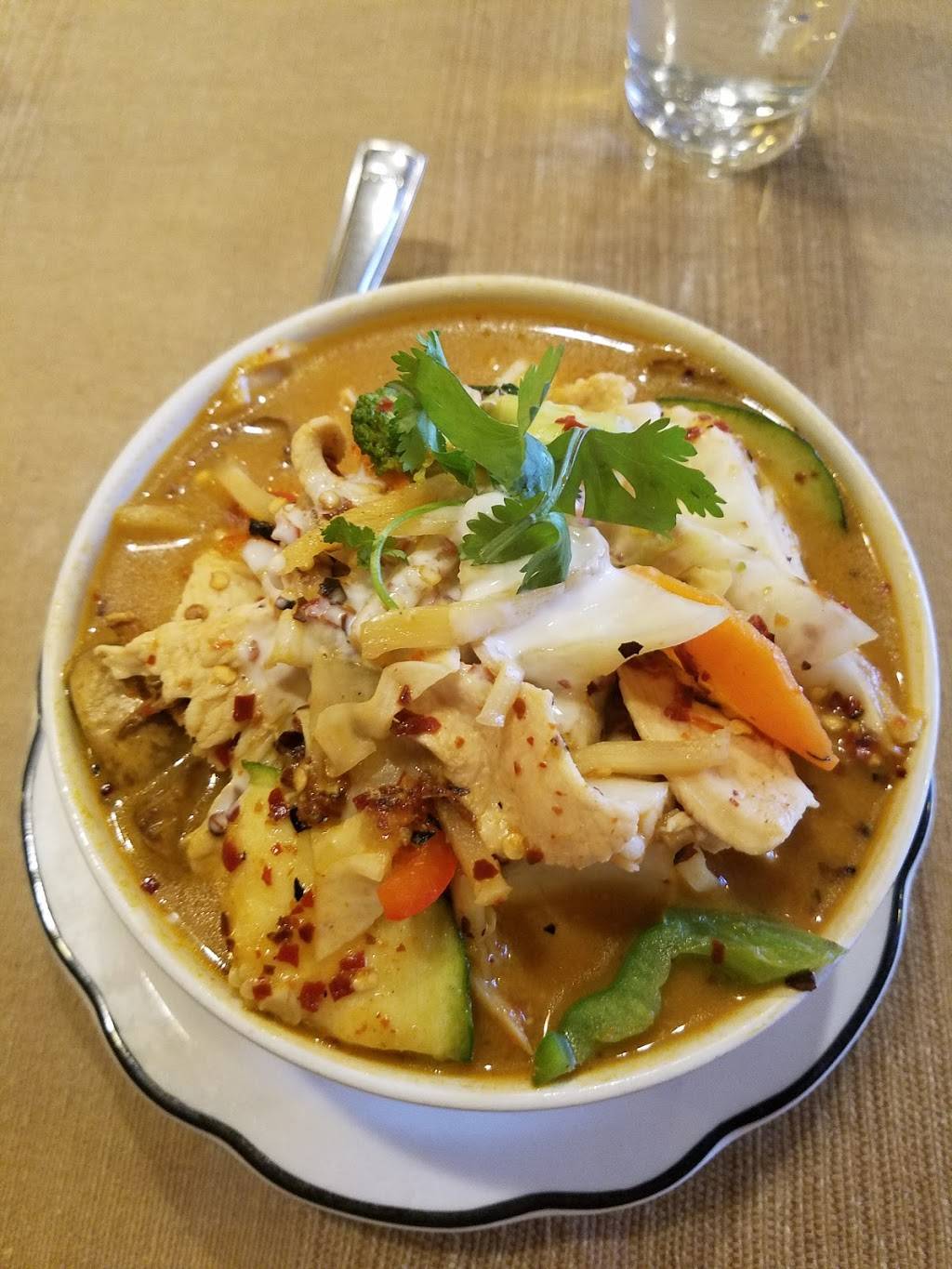 Thai Kitchen | restaurant | 2130 Main St #5, Longmont, CO 80501, USA | 3037727800 OR +1 303-772-7800