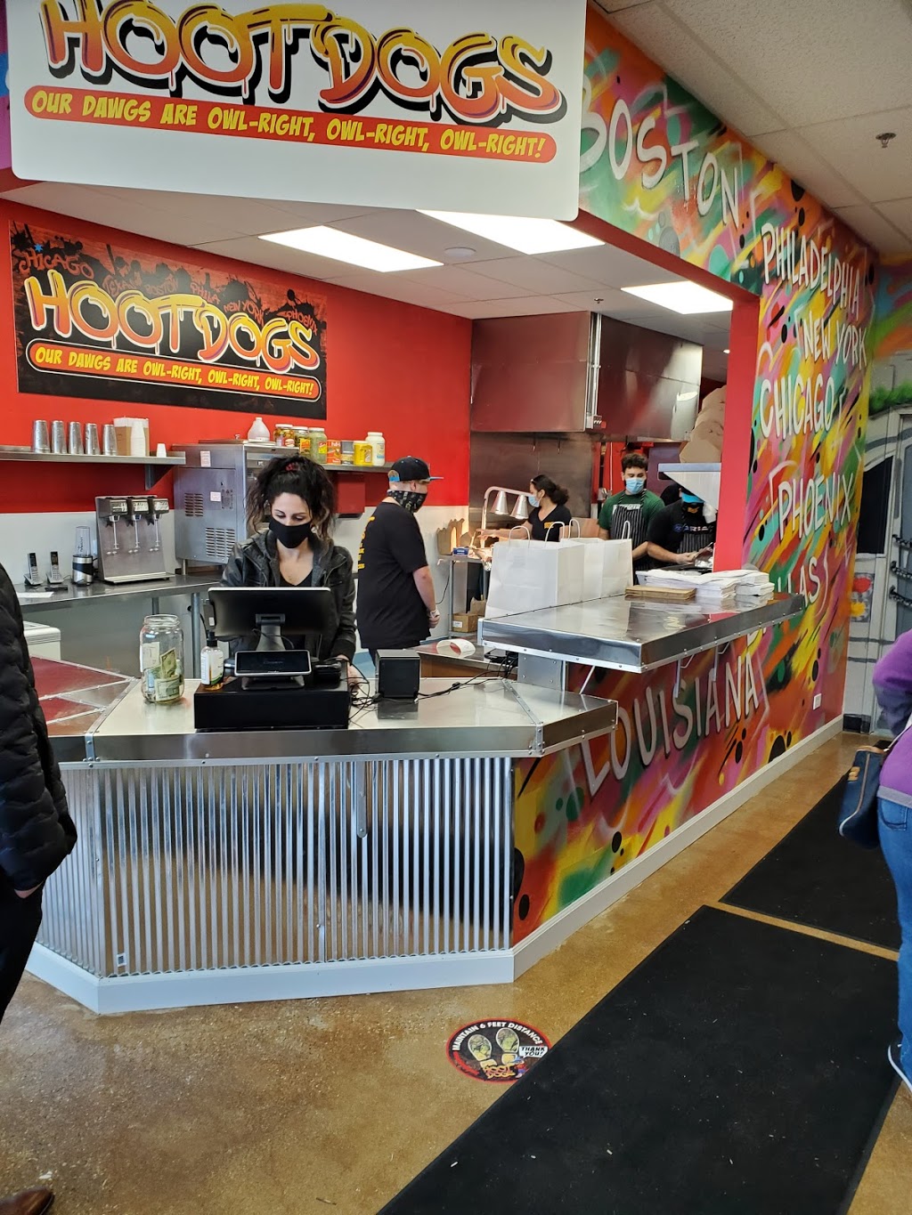 HOOT DOGS | restaurant | 150 Bartlett Plaza, Bartlett, IL 60103, USA | 8554668364 OR +1 855-466-8364