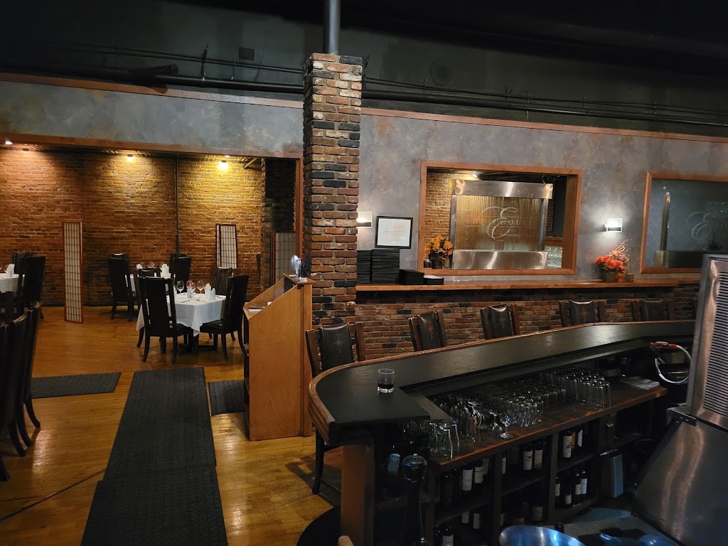 Elizabeths Chop House | restaurant | 113 S Front St, Marquette, MI 49855, USA | 9062280900 OR +1 906-228-0900