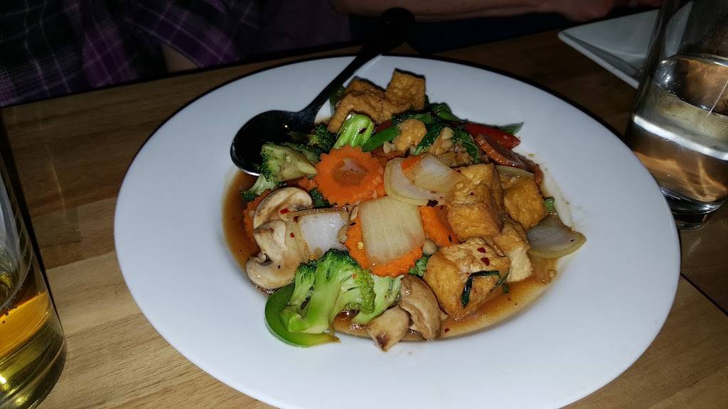 Mango Tree Thai & Sushi | restaurant | 7229 Wooster Pike, Cincinnati, OH 45227, USA | 5132710809 OR +1 513-271-0809