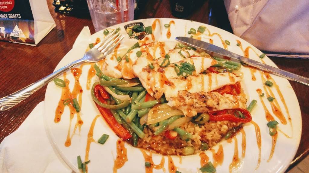 Tilted Kilt Pub and Eatery South Portland, ME | restaurant | 200 Gorham Rd, South Portland, ME 04106, USA | 2076139715 OR +1 207-613-9715