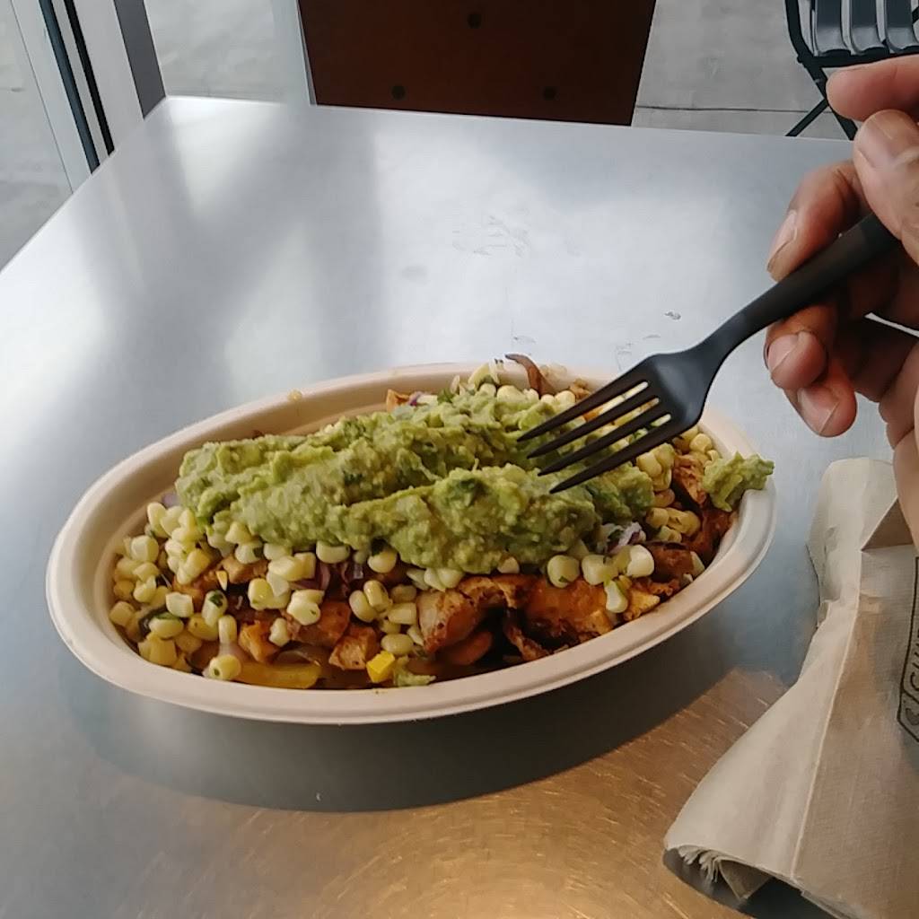 Chipotle Mexican Grill | restaurant | 4550 Pico Blvd Ste C1301, Los Angeles, CA 90019, USA | 3232970628 OR +1 323-297-0628