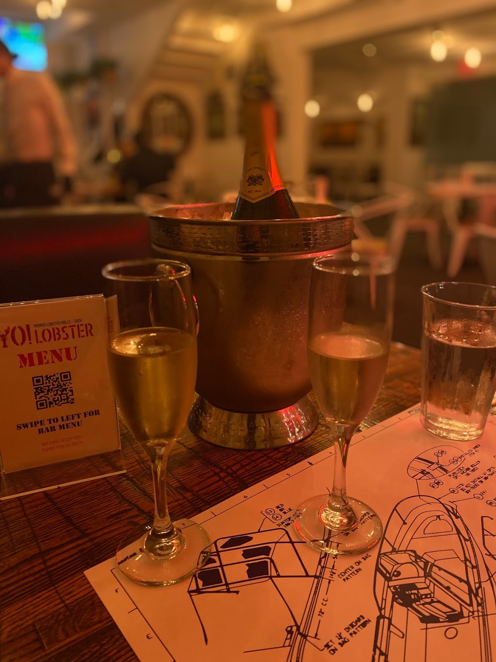 YO! Lobster | restaurant | 33B Highland Park Village, Dallas, TX 75205, USA | 2145594245 OR +1 214-559-4245