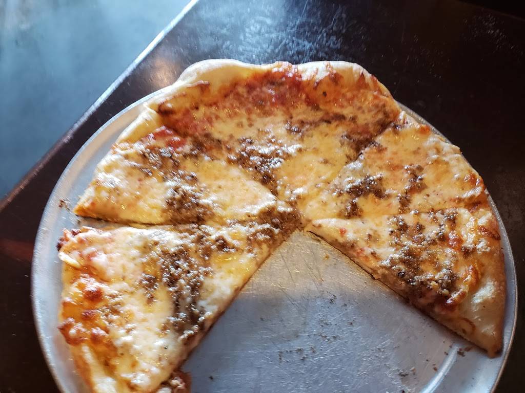 Famularis Pizzeria Cane Bay | restaurant | 1724 State Rd, Summerville, SC 29483, USA | 8438997999 OR +1 843-899-7999