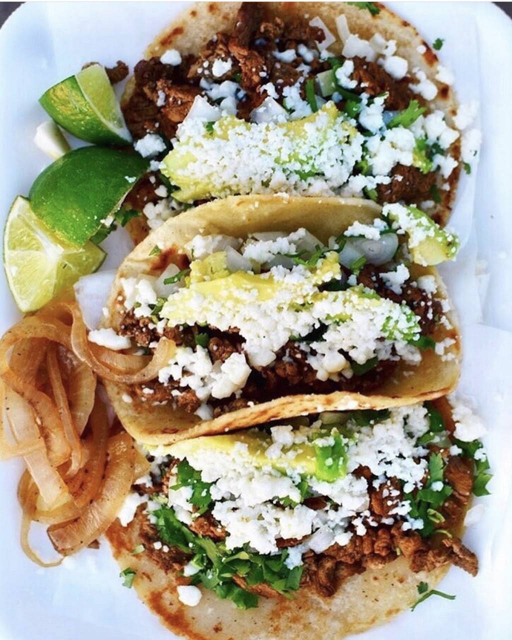 Hamburguesas El Gordo | restaurant | 1731 S Robert St, West St Paul, MN 55118, USA | 6513401483 OR +1 651-340-1483