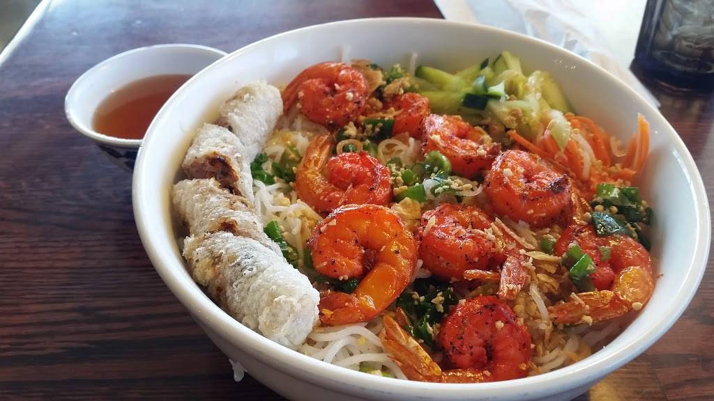 Pho Saigon Grill | restaurant | 3071 S Academy Blvd, Colorado Springs, CO 80916, USA | 7193910148 OR +1 719-391-0148