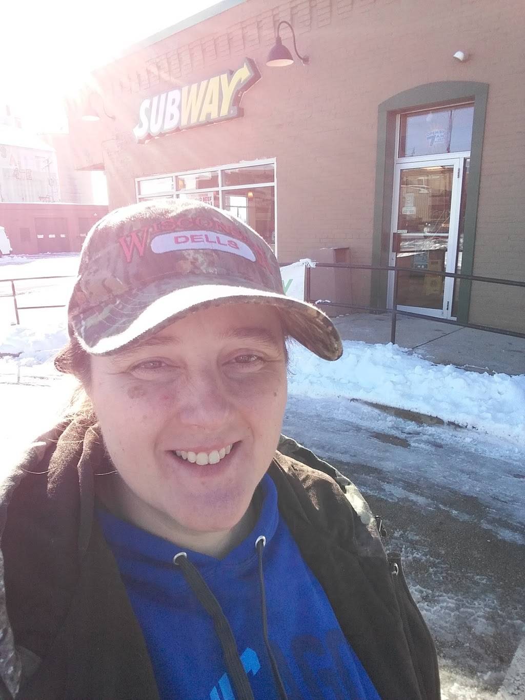 Subway | restaurant | 200 W Lincoln Hwy, Hinckley, IL 60520, USA | 8152867007 OR +1 815-286-7007