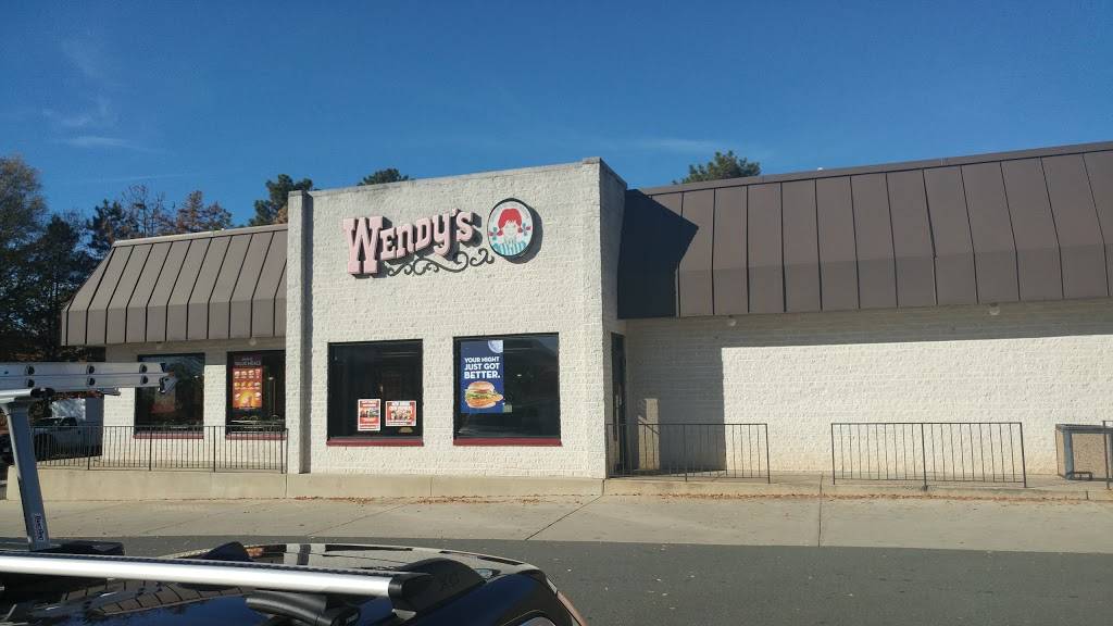 Wendys | restaurant | 1701 Bracknell Dr, Reston, VA 20194, USA | 7034377292 OR +1 703-437-7292