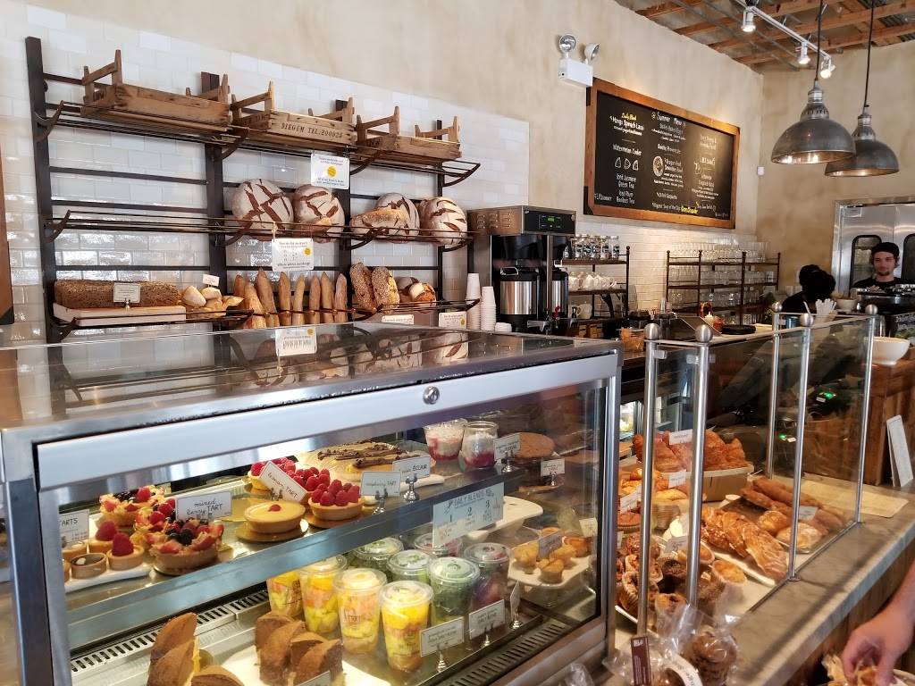 Le Pain Quotidien | restaurant | 1562 N Wells St, Chicago, IL 60610, USA | 3122816775 OR +1 312-281-6775