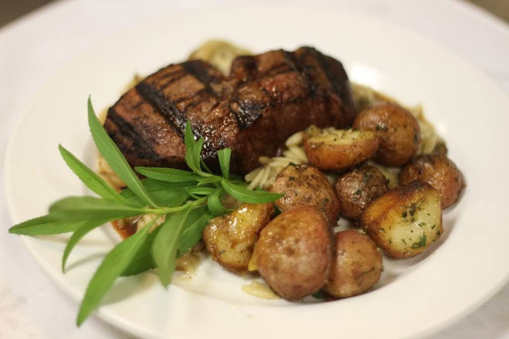 Hilltop Restaurant and Herb Garden | restaurant | 235 Chain-O-Lakes Resort, Cleveland, TX 77327, USA | 8323974008 OR +1 832-397-4008