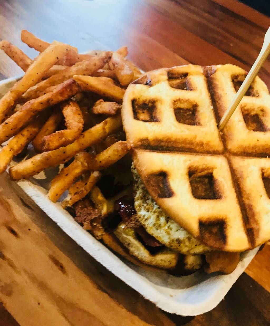 Big Sexy Food - Downtown Springdale | restaurant | 205 E Johnson Ave, Springdale, AR 72764, USA | 4792221675 OR +1 479-222-1675