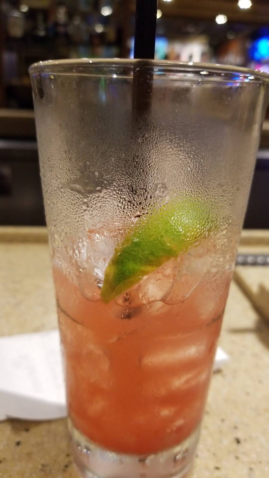 Applebees Grill + Bar | restaurant | 1305 West Chester Pike Manoa Shopping Center, Havertown, PA 19083, USA | 6104492296 OR +1 610-449-2296