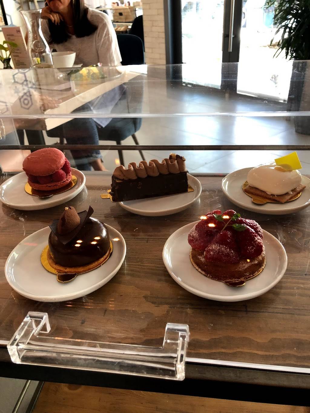 Cecile Bakery + Cafe | bakery | 5744 Sunset Dr, South Miami, FL 33143, USA | 3053978206 OR +1 305-397-8206