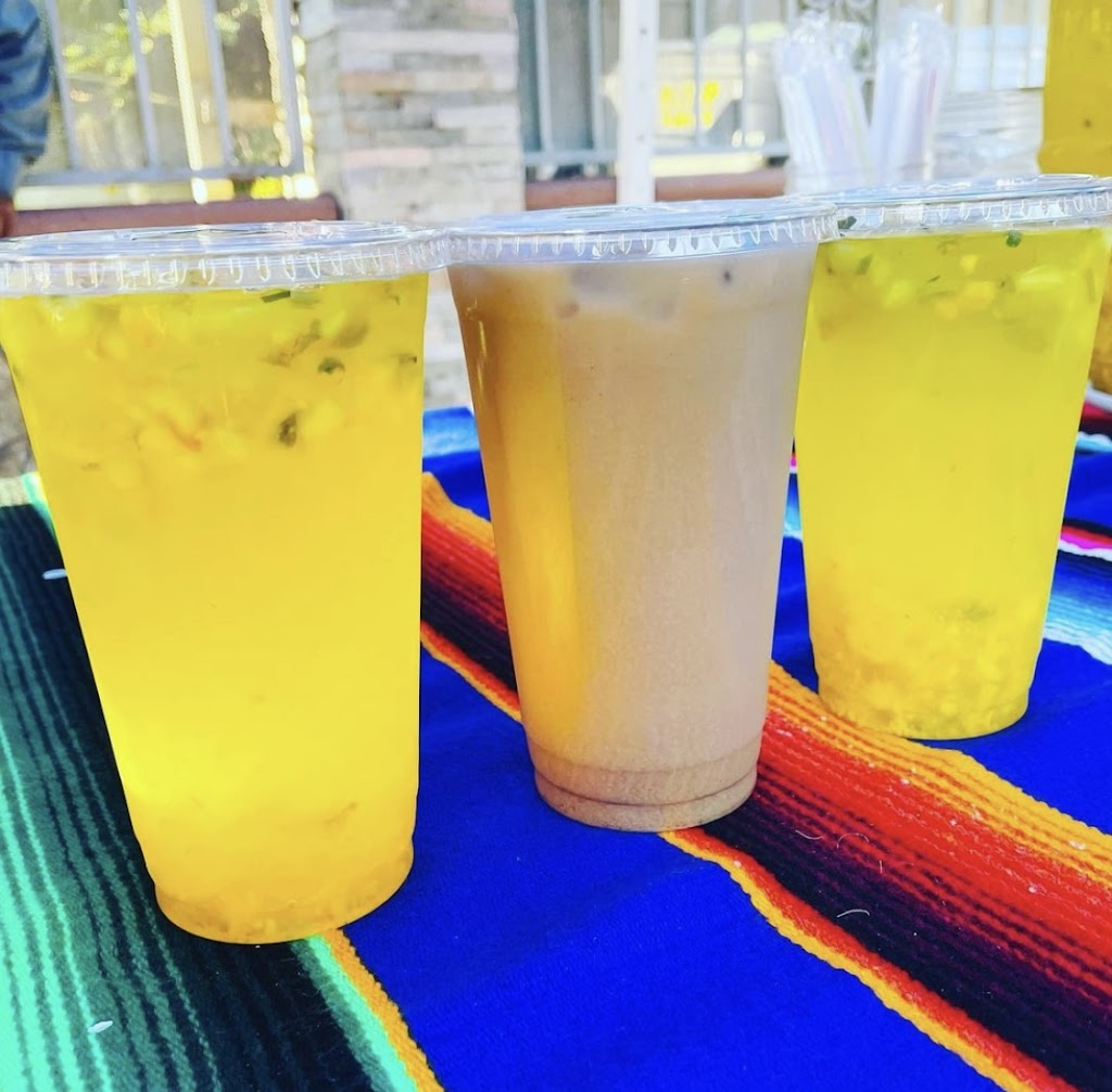 Lucas pupuseria | restaurant | 1131 W Gage Ave, Los Angeles, CA 90044, USA | 3232293487 OR +1 323-229-3487