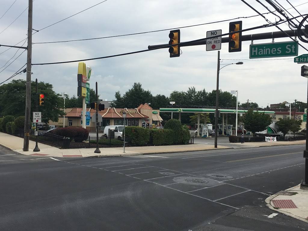 BP | restaurant | 2211 Stenton Ave, Philadelphia, PA 19138, USA | 2154245471 OR +1 215-424-5471