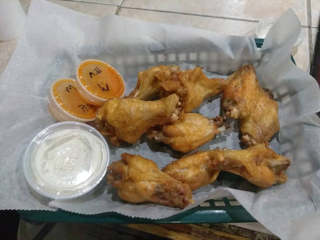 Shooters Sports Bar | restaurant | 821 Allison-Bonnett Memorial Dr, Hueytown, AL 35023, USA | 2057442277 OR +1 205-744-2277