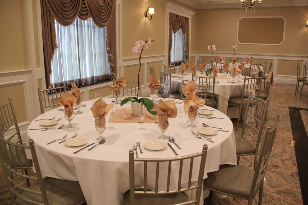 Yesterdays | restaurant | 3153 NJ-35, Hazlet, NJ 07730, USA | 7322643777 OR +1 732-264-3777