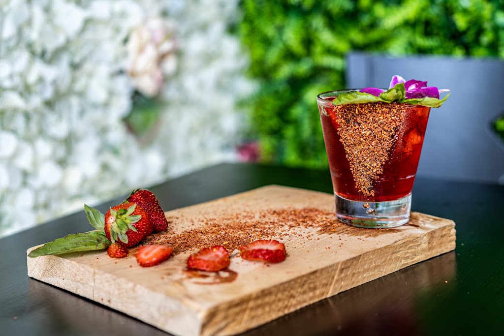 Martins Cocina y Cantina | restaurant | 162 N La Brea Ave, Inglewood, CA 90301, USA | 3107744053 OR +1 310-774-4053