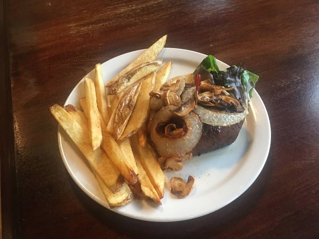 Black Horse Tavern | restaurant | 100 W Liberty St, Girard, OH 44420, United States | 3305455500 OR +1 330-545-5500