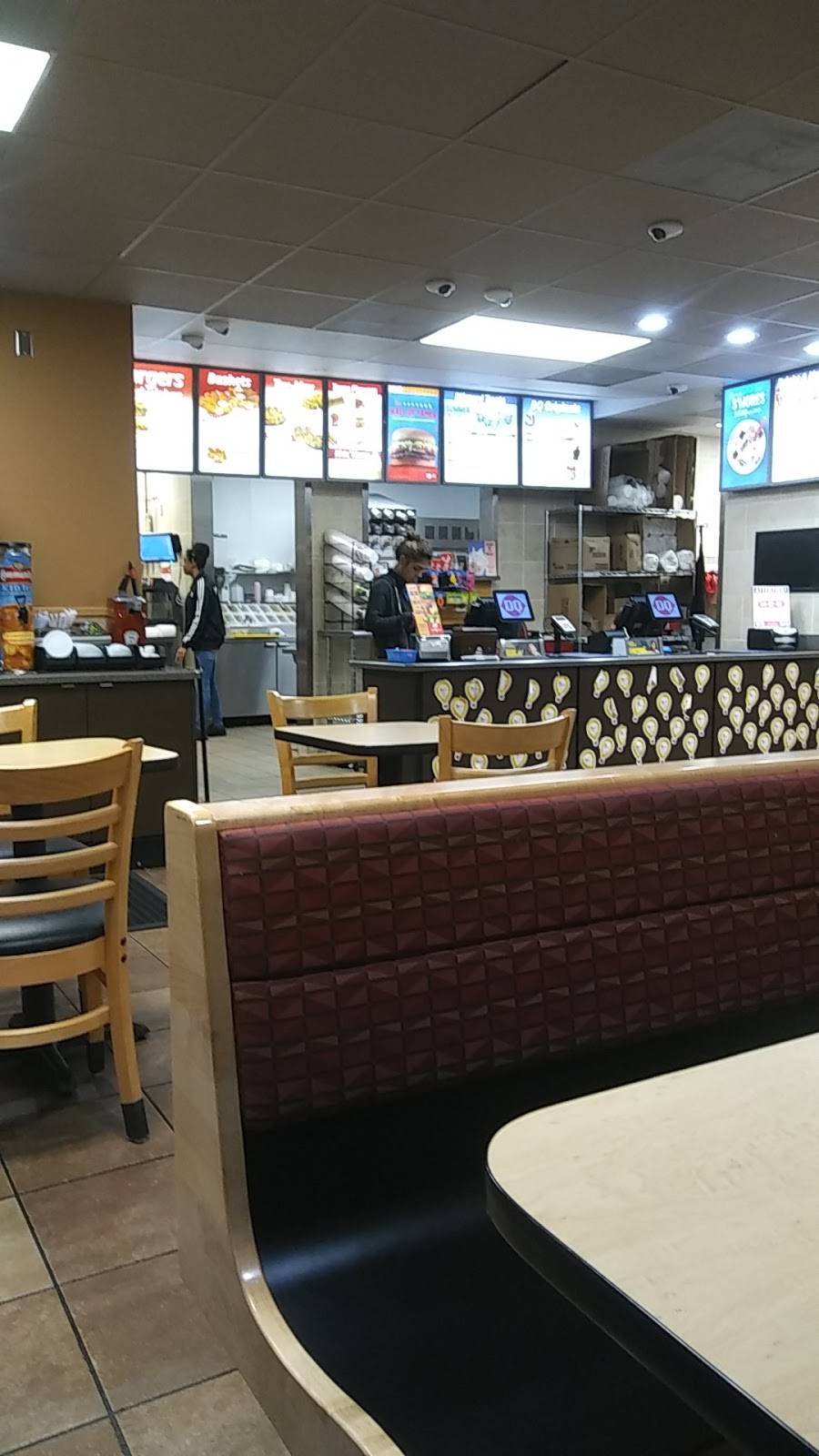 Dairy Queen Store | restaurant | 2282 SE Military Dr, San Antonio, TX 78223, USA | 2105323236 OR +1 210-532-3236