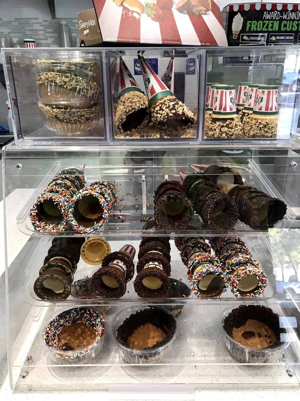 Ritas Italian Ice & Frozen Custard | restaurant | 951 Alamo Dr, Vacaville, CA 95687, USA | 7073171066 OR +1 707-317-1066