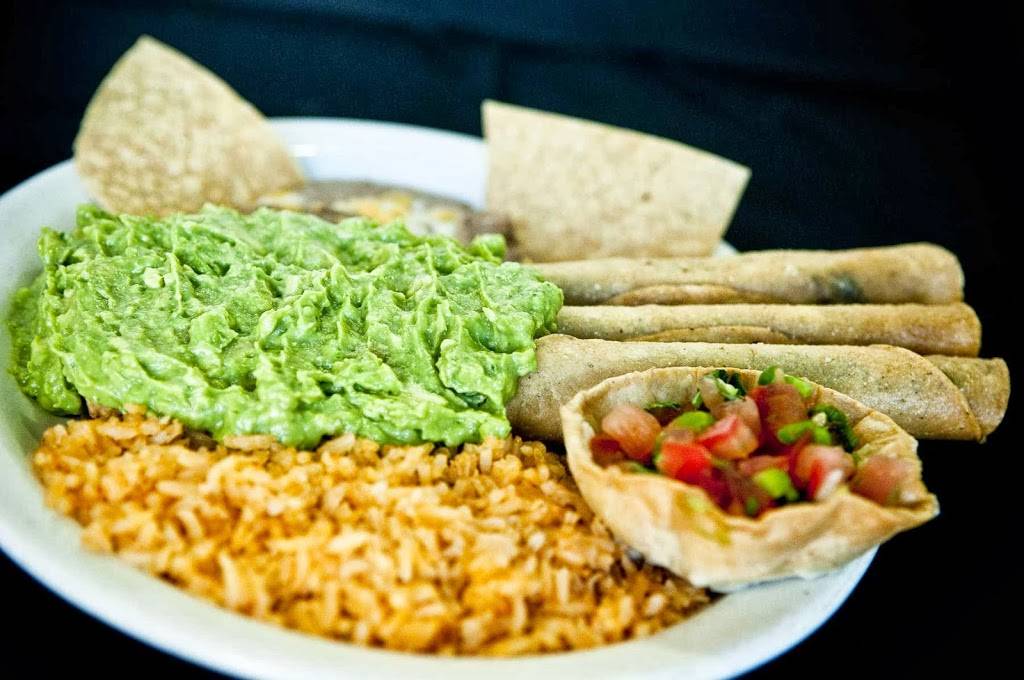 El Ranchero Restaurant | restaurant | 8697 19th St, Alta Loma, CA 91701, USA | 9099412227 OR +1 909-941-2227