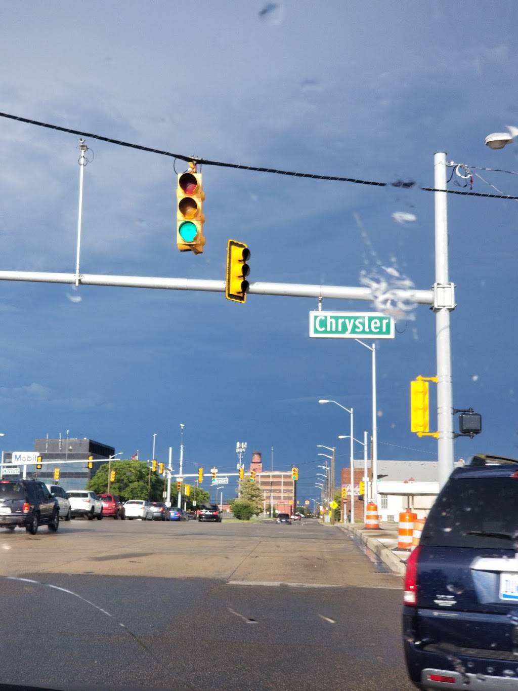 Subway | restaurant | 500 E Warren Ave, Detroit, MI 48201, USA | 3138324410 OR +1 313-832-4410