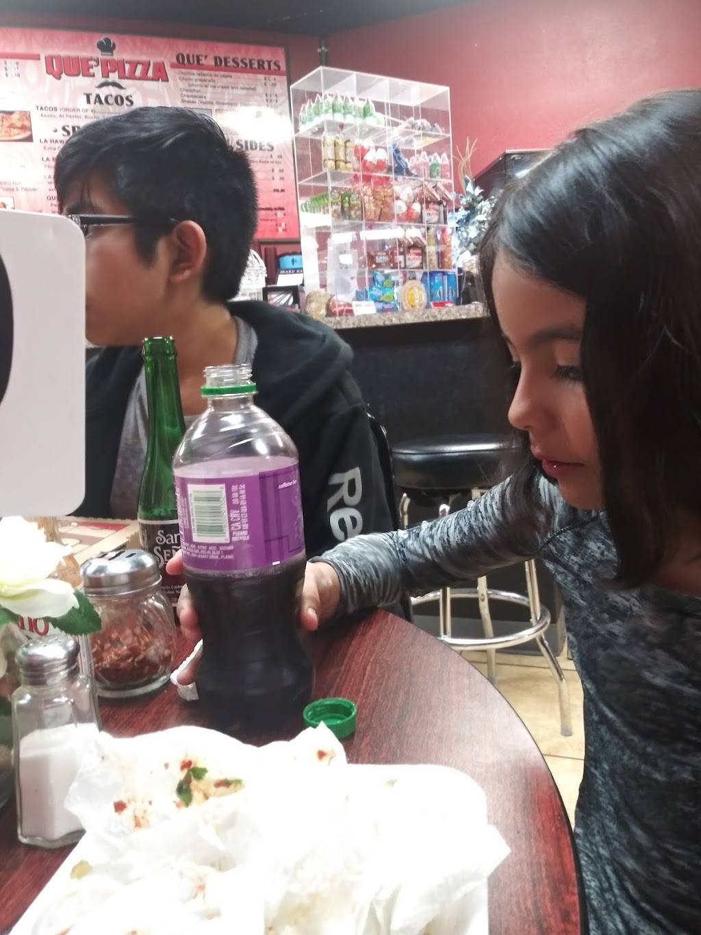 Que Pizza | restaurant | 693 Peoria St, Aurora, CO 80011, USA | 3033405849 OR +1 303-340-5849