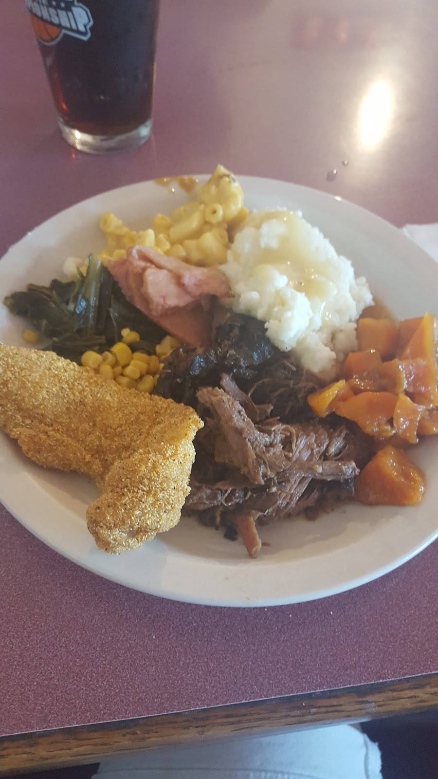 AngLes Bar & Grill | restaurant | 25590 IN-2, South Bend, IN 46619, USA | 5742329000 OR +1 574-232-9000