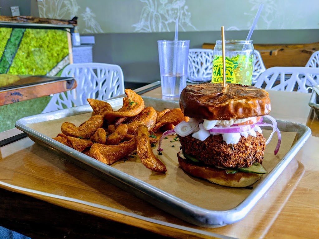 Grandeur | restaurant | 366B Grand Ave, Oakland, CA 94610, USA | 5108797568 OR +1 510-879-7568