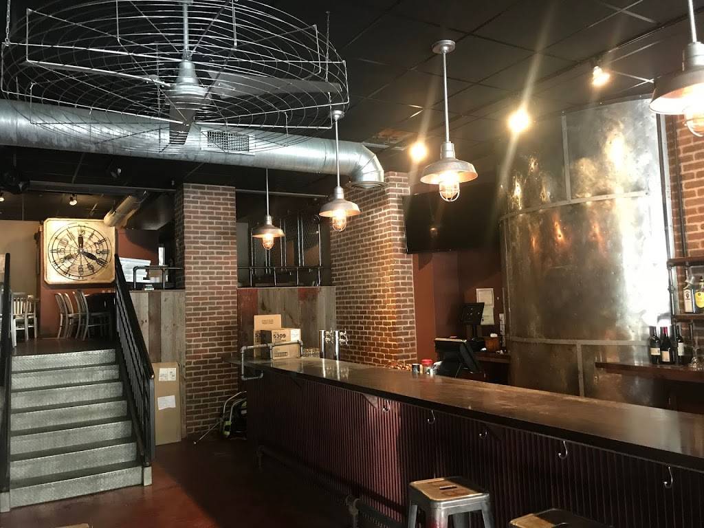 Nüjoy Chinese Restaurant & Bar | restaurant | 11311 Euclid Ave, Cleveland, OH 44106, USA | 2169997016 OR +1 216-999-7016