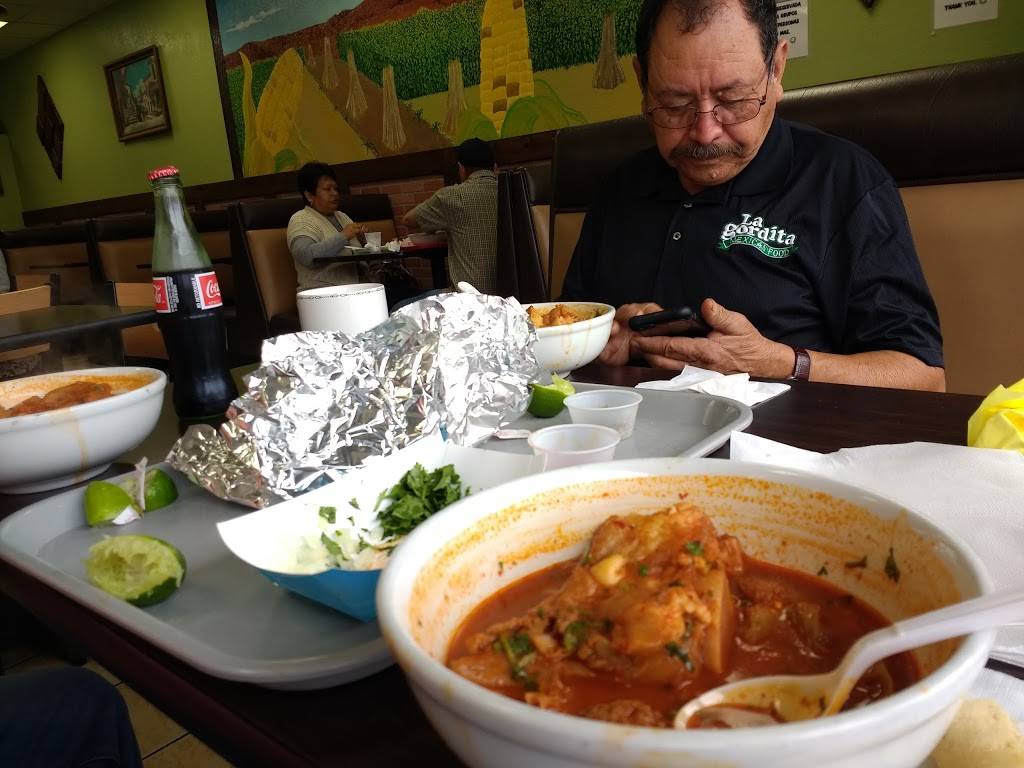 La Gordita Mexican Food | restaurant | 1275 S Santa Fe Ave #118, Vista, CA 92083, USA | 7609411559 OR +1 760-941-1559