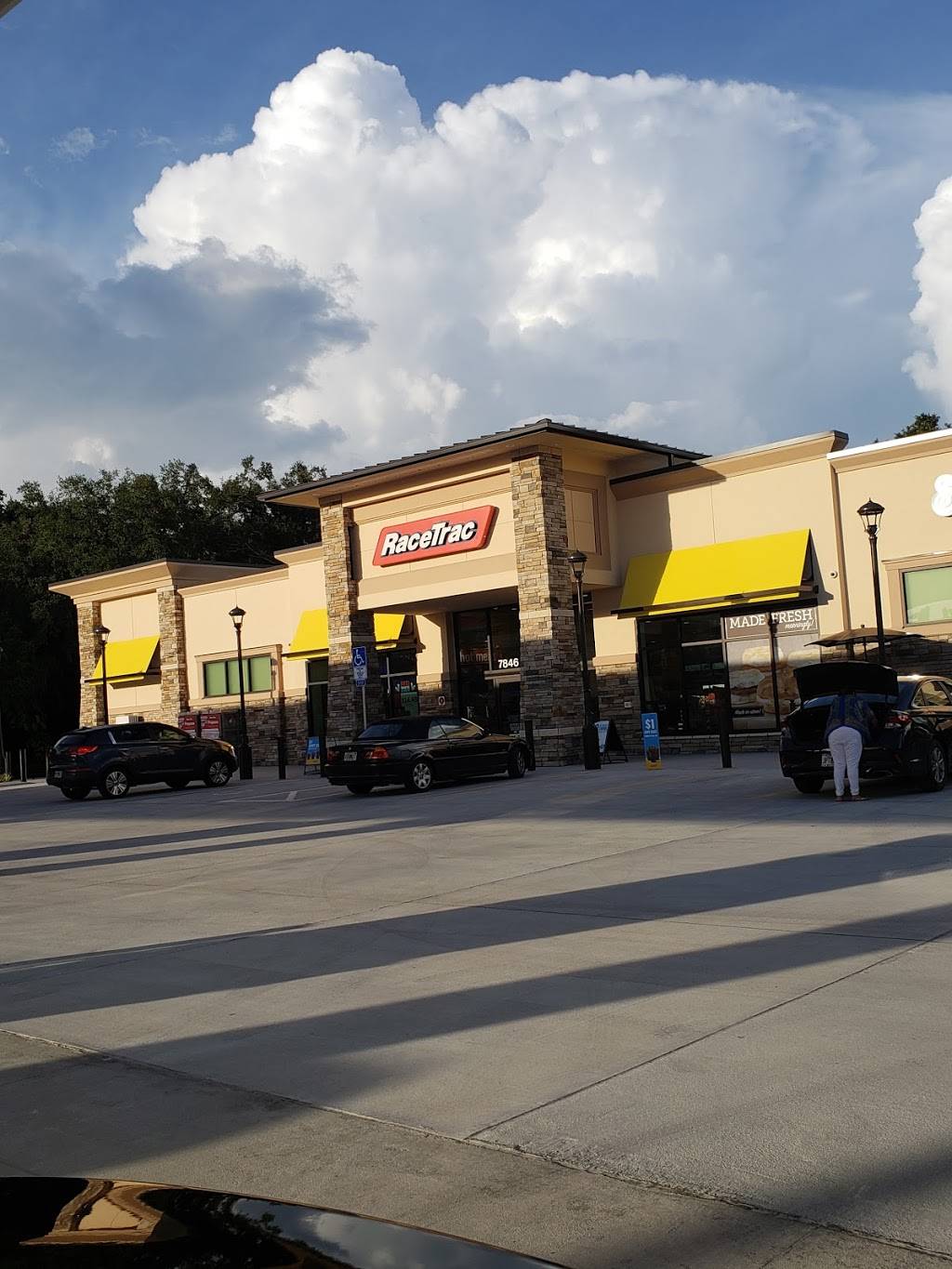 RaceTrac | cafe | 7846 US-301, Riverview, FL 33578, USA | 8136720933 OR +1 813-672-0933