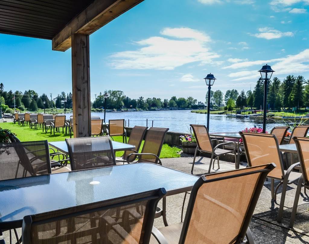 Kit-Wat Marina Motel Restaurant | restaurant | 71 Sauble Falls Rd, Sauble Beach, ON N0H 2G0, Canada | 5194221282 OR +1 519-422-1282