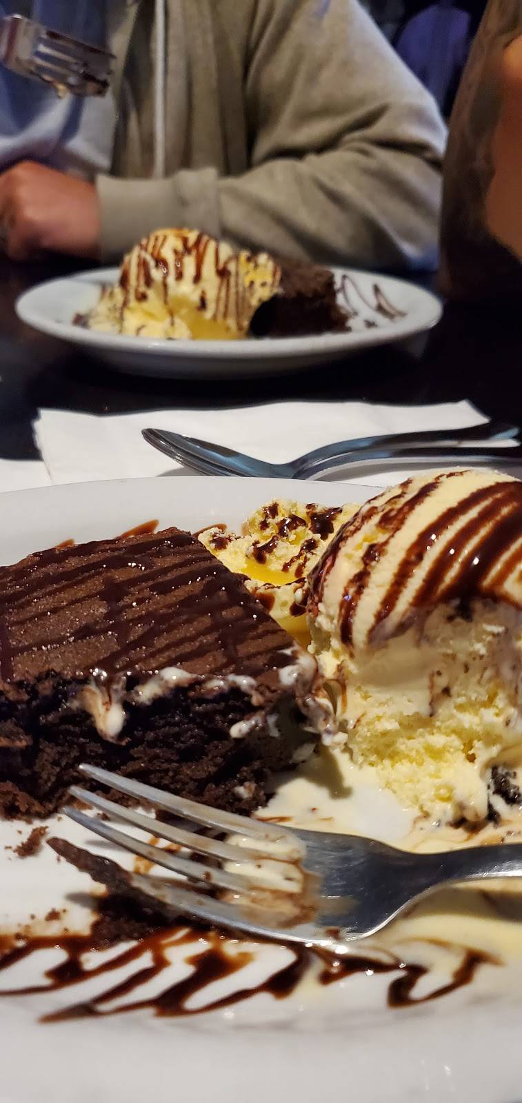 Frontier Club | night club | 18881 E Colfax Ave # 4, Aurora, CO 80011, USA | 3033678637 OR +1 303-367-8637