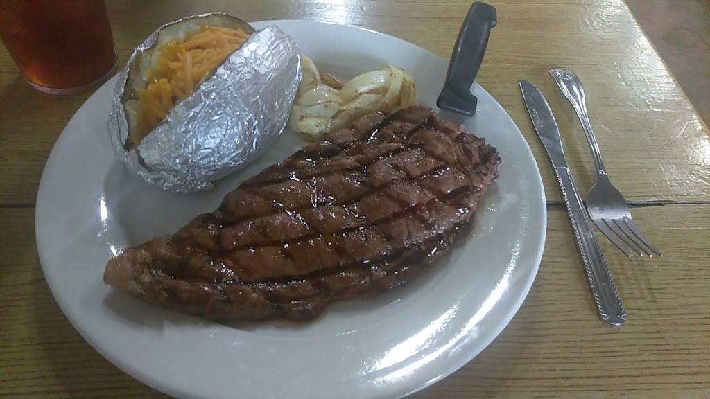 J.D.s BBQ & Grill | restaurant | 311 W Jefferson Blvd, Dallas, TX 75208, USA | 2143778775 OR +1 214-377-8775