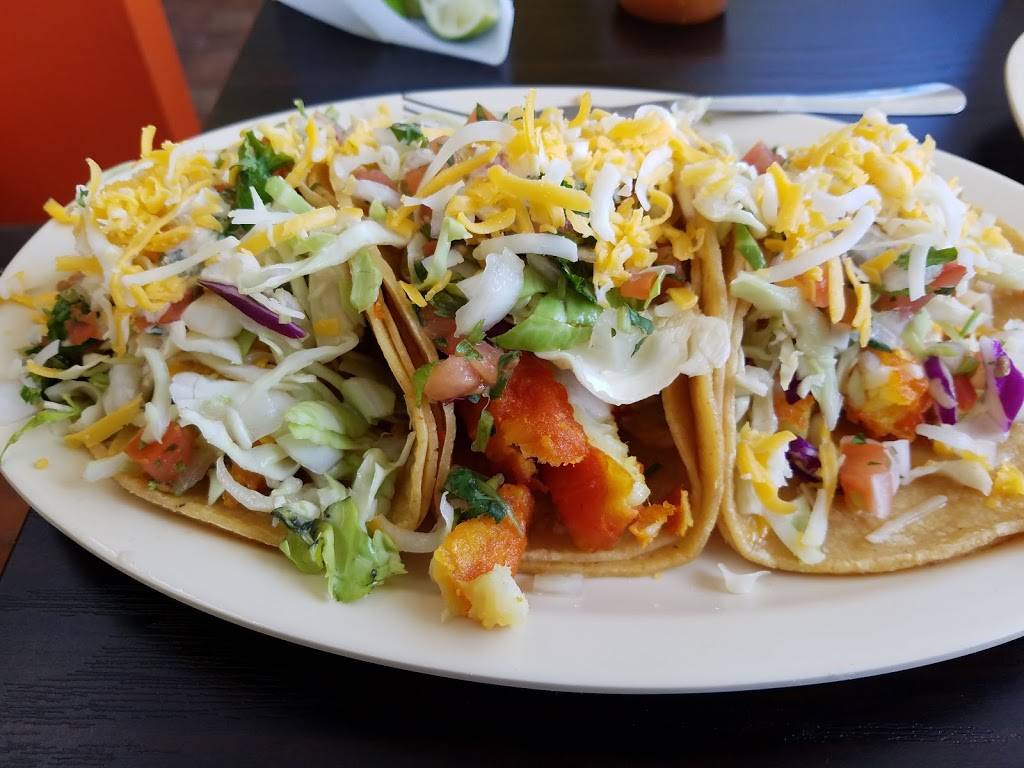 CASA FRESH MEXICAN GRILL & BURGERS | restaurant | 177 N Raymond Ave, Fullerton, CA 92831, USA | 7148693137 OR +1 714-869-3137