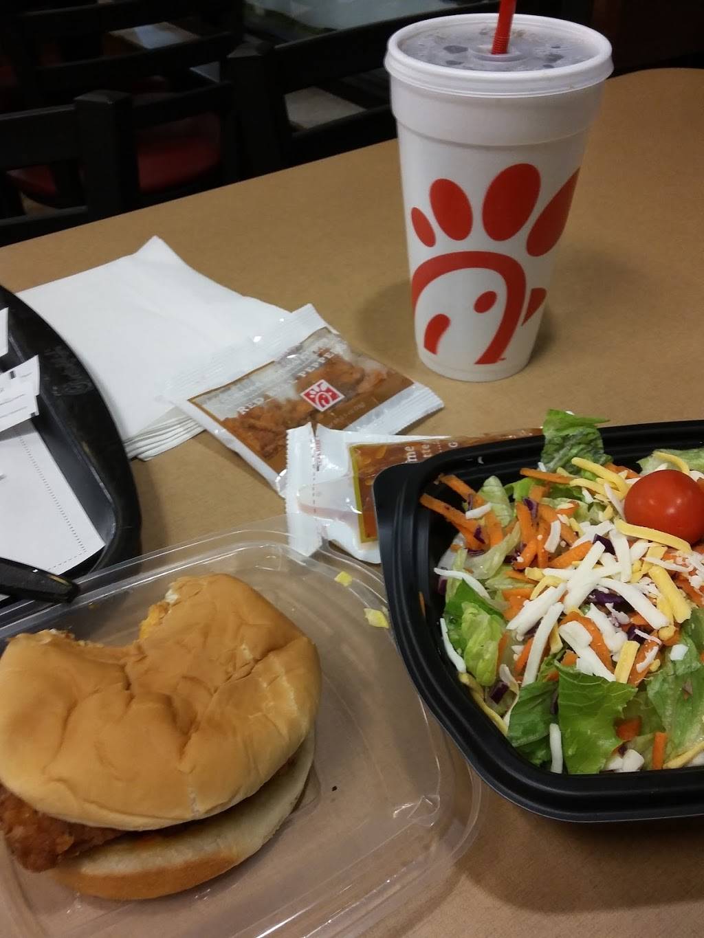 Chick-fil-A | restaurant | 2211 W Dekalb St, Camden, SC 29020, USA | 8034250964 OR +1 803-425-0964